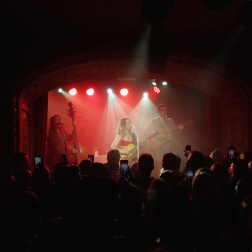 tumblr_piurscTDRm1qg6spe_500