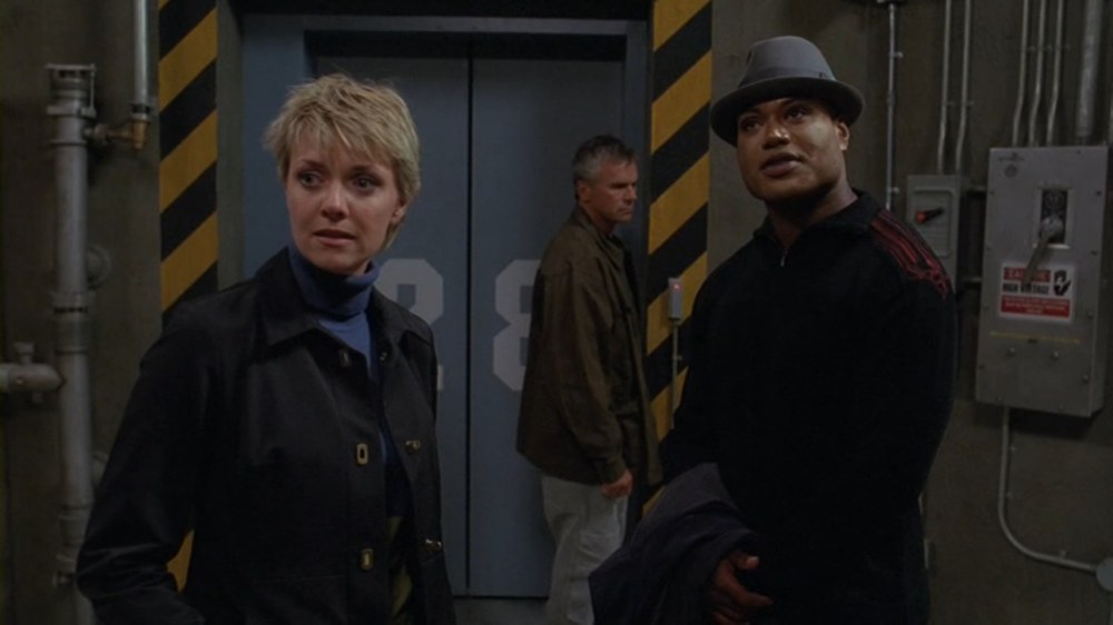 MV5BNmRjNzVmNGUtNTBlOS00OWU3LTg3NWMtZTNmMTExMDg2NTRiXkEyXkFqcGdeQXVyMzE0OTYyNTU@._V1_